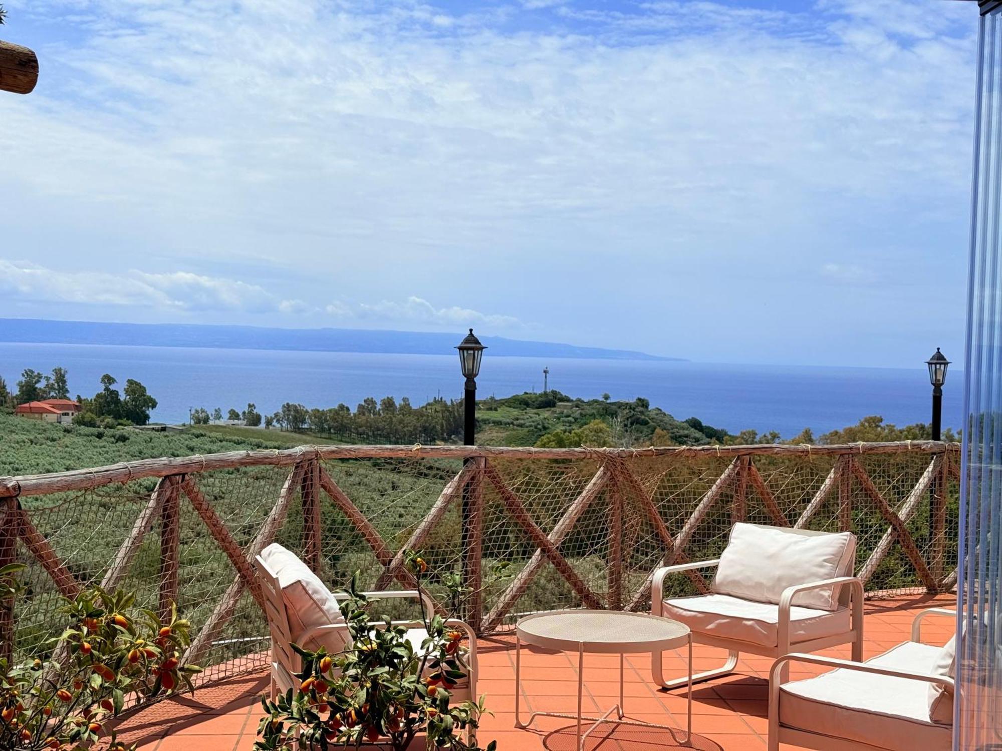 Casale Calabria Bed & Breakfast Gizzeria Exterior photo
